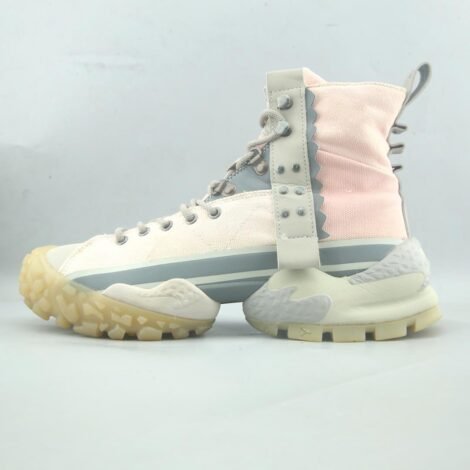 74141c8f-1c31-4736-b7d1-a39f7076d347-Img-shoe