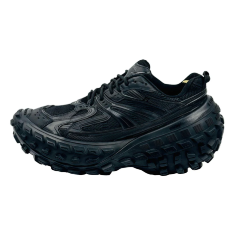 Balenciaga Bouncer Black Sneakers (Size 42) – 685611