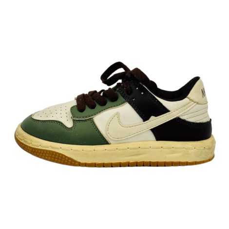 Nike Kid’s Green White Fashion Sneakers (Size 30)